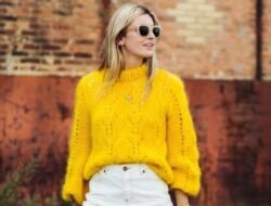 7 Cara Mix & Match untuk Tampil Ceria dengan Baju Warna Kuning