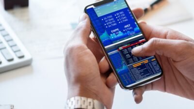 Ahli Teknologi Ingatkan Celah Keamanan Aplikasi Sekuritas yang Rentan Diserang Hacker