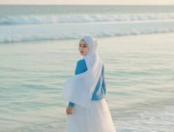 Prompt Gemini AI yang Viral di Media Sosial, Wanita Berhijab Elegan