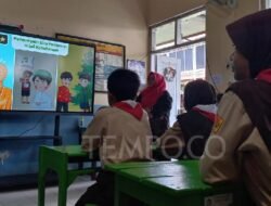 ICW Anggap Pembelian Papan Interaktif Tidak Mendesak